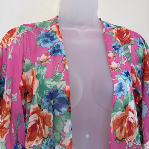 Chic Happens | Vibrant Floral Lace Trim Open Front Kimono Robe Swim Cover-Up - Picture 8 of 12